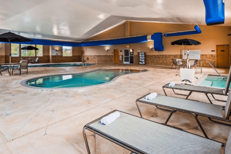 Hotels with Hot Tubs (10)