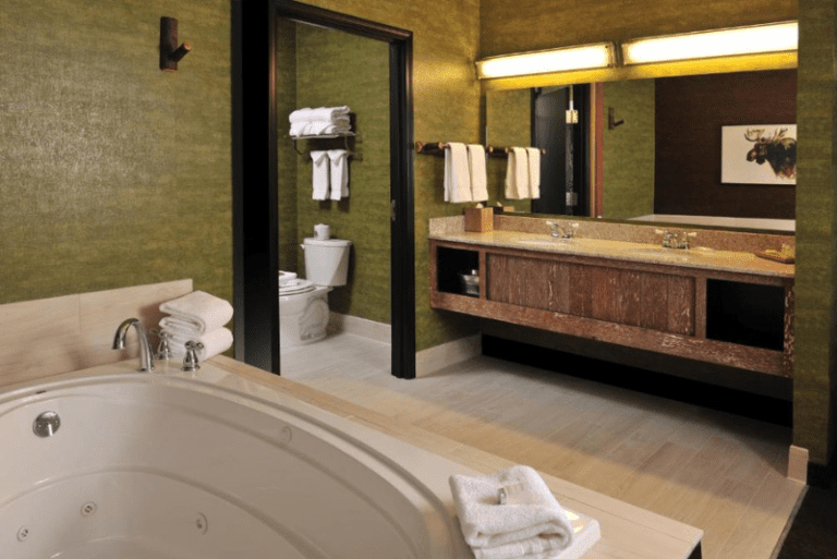 Hotels with Hot Tubs (29)