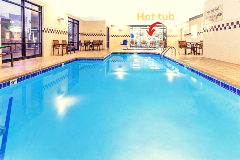 Hotels with Hot Tubs (5)