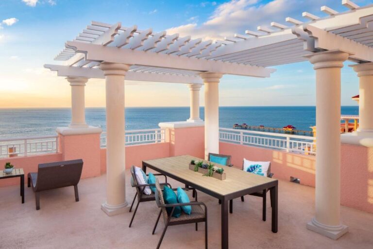 Hyatt Regency Clearwater Beach Resort & Spa romantic getaways in florida