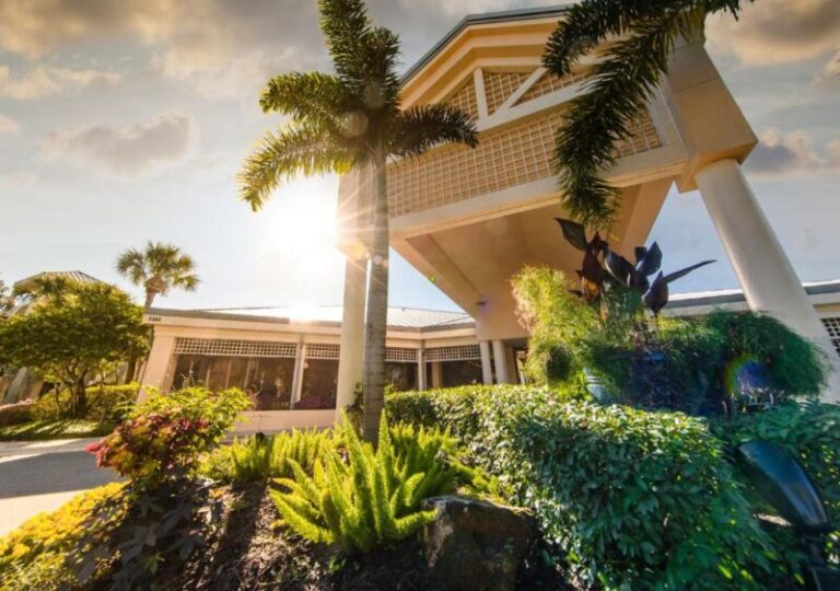 Marriott's Imperial Palms Villas - Front view