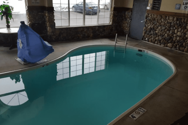 Microtel Inn & Suites - Indoor Pool