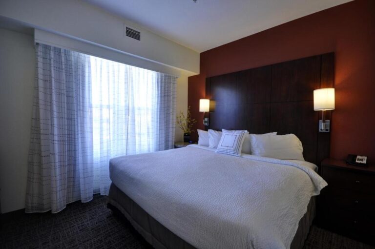 Residence Inn - One Bedroom King Suite with Sofa Bed