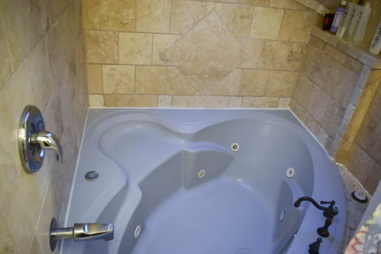 Sugarhouse Condo Salt Lake City hot tub in suite