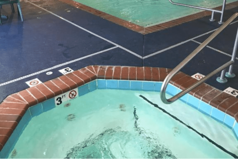 SureStay Plus Hotel - Hot Tub Area