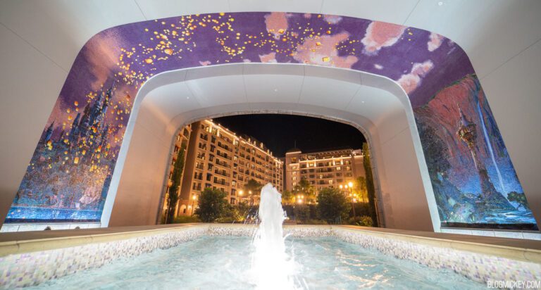 Themed Hotels in Disney World. Riviera Resort. 6