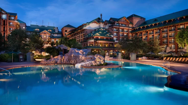 Themed Hotels in Disney World. Wilderness Lodge