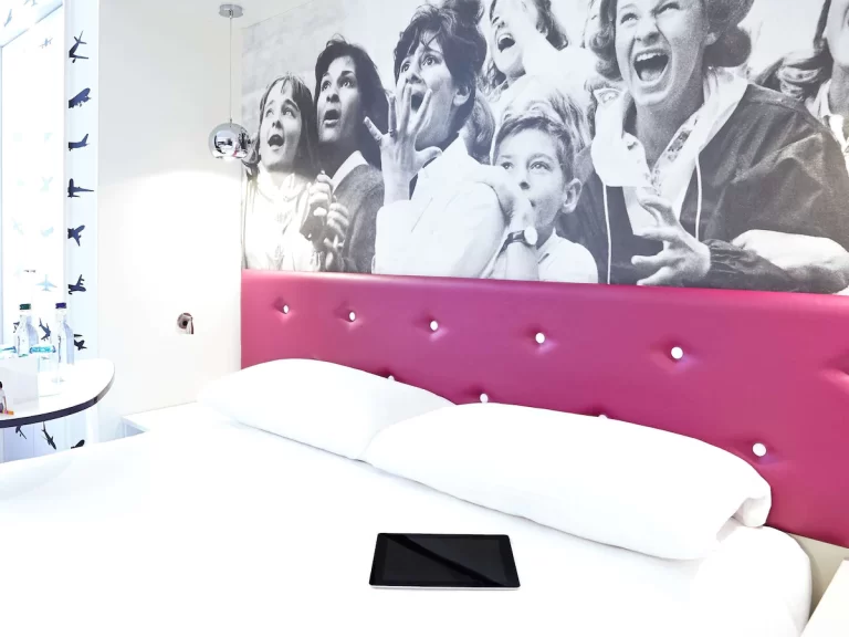 Themed Hotels in Liverpool. Ibis Styles 6