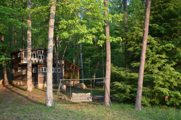 Treehouse cabin in Tennessee The Treehouse Cabin