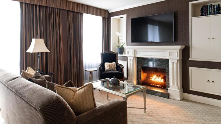 Wedgewood Hotel & Spa romantic getaways in vancouver