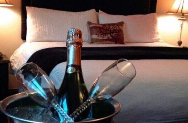 romantic getaways at Camas Boutique Hotel in vancouver