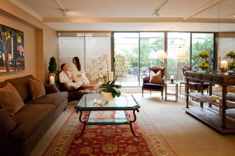 romantic getaways in vacnouver at Wedgewood Hotel & Spa
