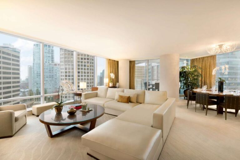 romantic getaways in vancouver at Shangri-La