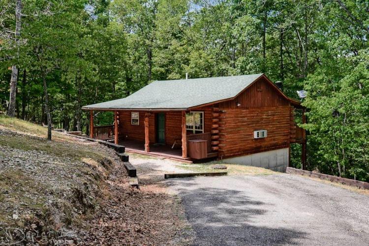 treehouse cabin in atlanta Cabin in the woods