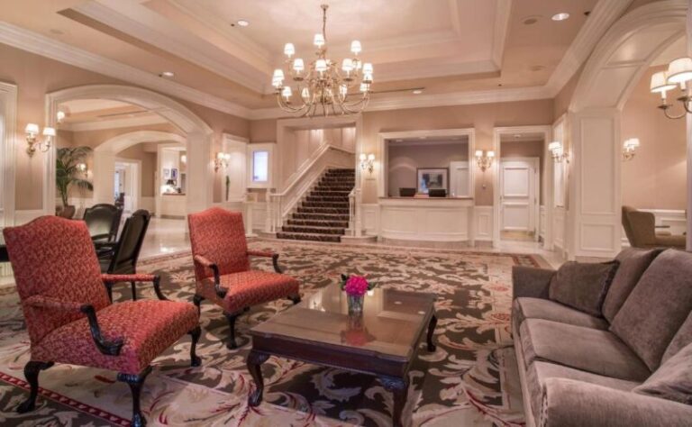 vancouver romantic getaways at The Sutton Place Hotel