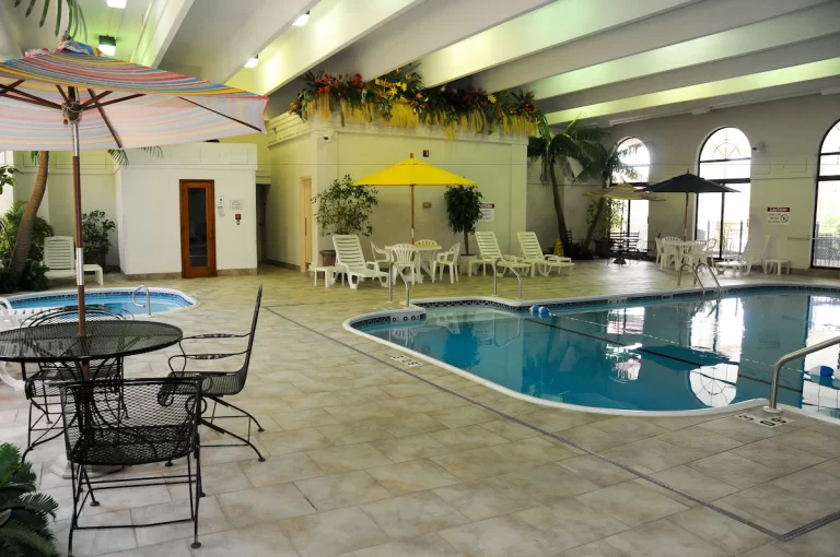 4 Clarion Inn Branson with indoor pool in branson