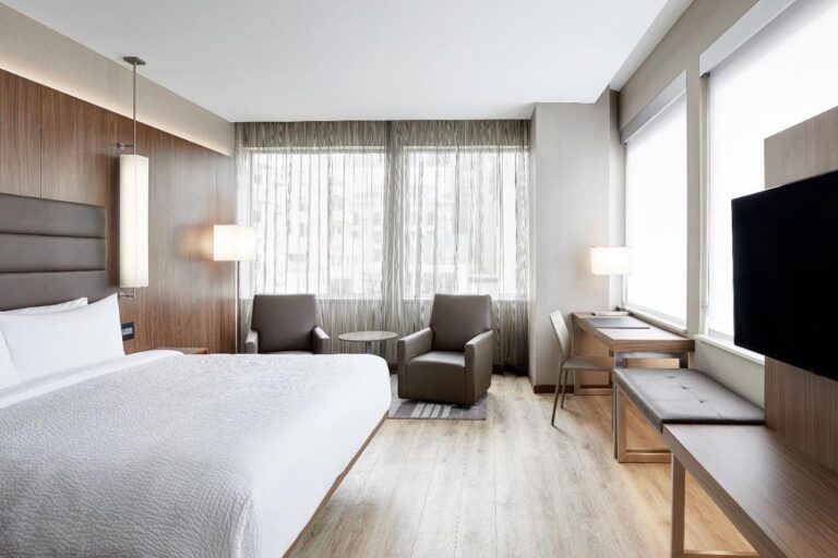 AC Hotel by Marriott Dallas Downtown with indoor pool in dallas 2