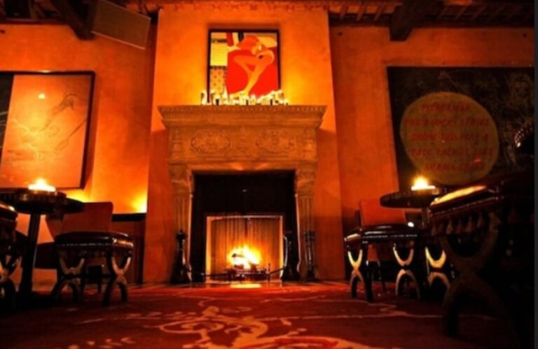 Anniversary Hotels in USA. Gramercy Park Hotel. 4