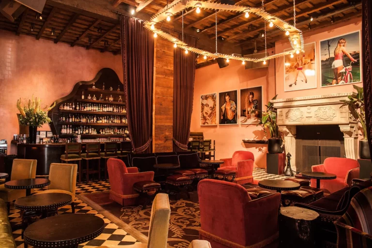 Anniversary Hotels in USA. Gramercy Park Hotel.3