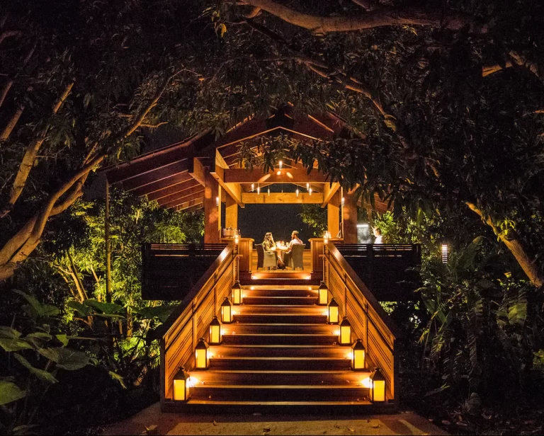 Anniversary Hotels in USA. Hotel Wailea. 5