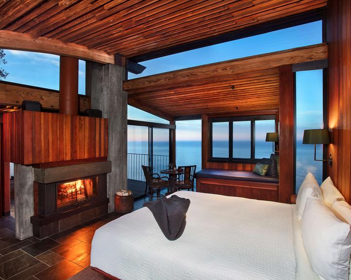 Anniversary Hotels in USA. Post Ranch Inn.1
