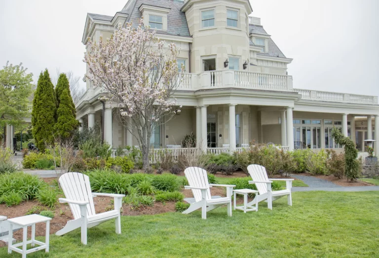 Anniversary Hotels in USA. The Chanler at Cliff Walk 1