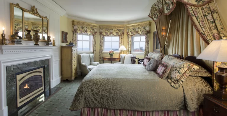 Anniversary Hotels in USA. The Chanler at Cliff Walk 5