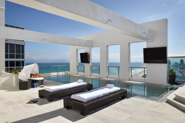 Anniversary Hotels in USA. The Setai.4