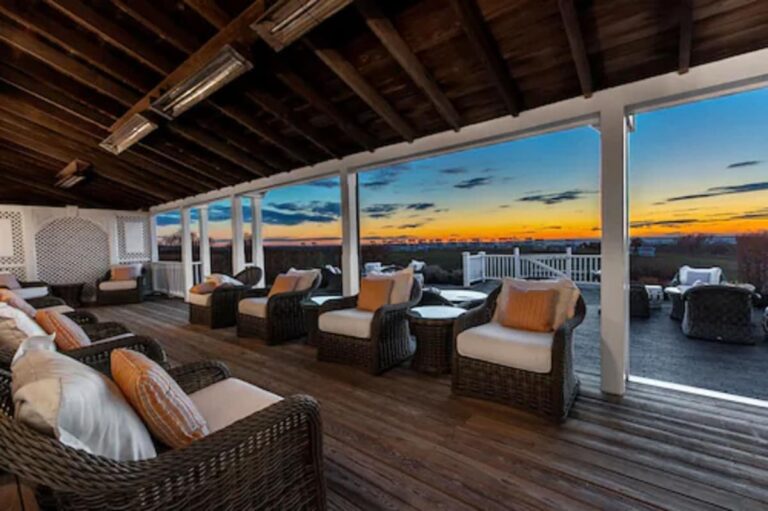 Anniversary Hotels in USA. The Wauwinet.2