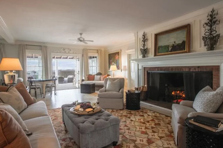 Anniversary Hotels in USA. The Wauwinet.3