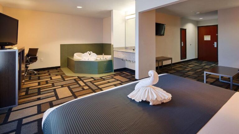 Best Western Galleria Inn & Suites honeymoon suites in houston