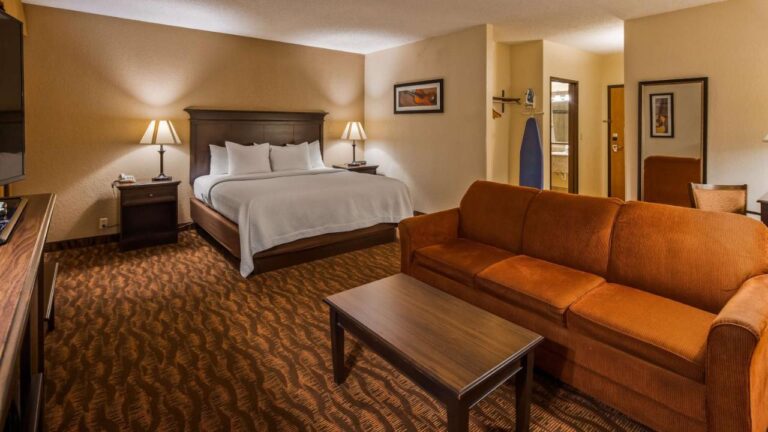 Best Western Music Capital Inn with indoor pool in branson 4