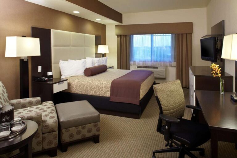 Best Western Plus Lackland Hotel and Suites with indoor pool in san antonio 2