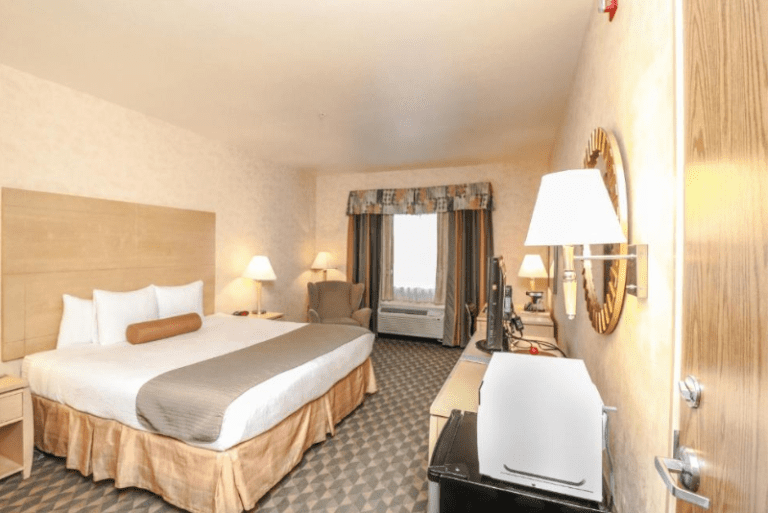 Best Western Plus North Las Vegas Inn & Suites - King Suite