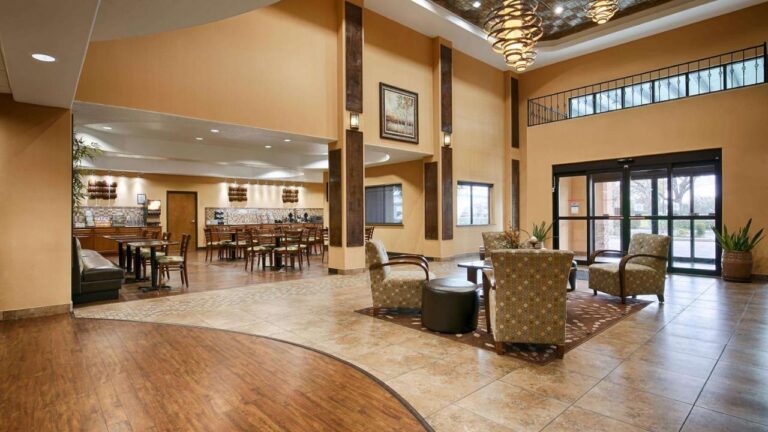 Best Western Plus Palo Alto Inn and Suites with indoor pool in san antonio 2 3