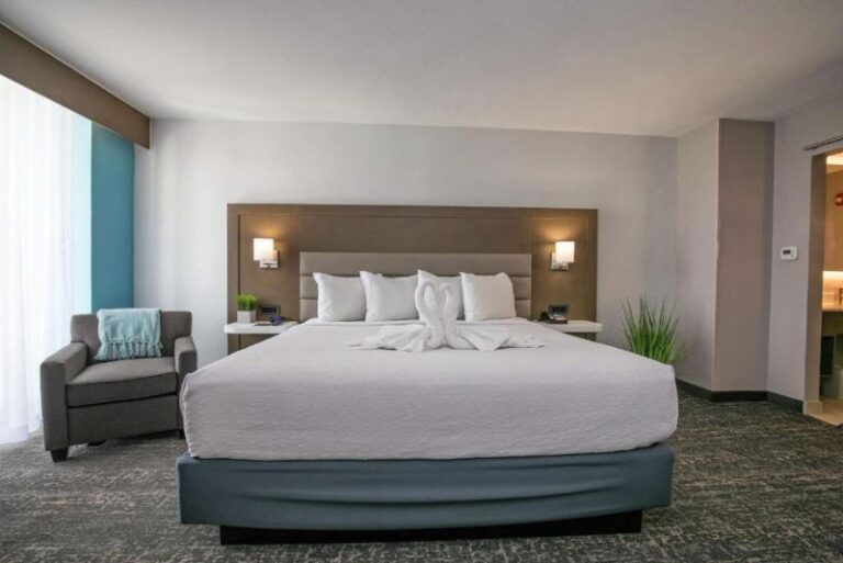 Best Western Plus Sparks-Reno Hotel - King Room