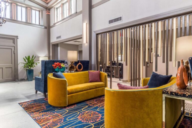 Best Western Premier Historic Travelers Hotel Alamo Riverwalk with indoor pool in san antonio 33
