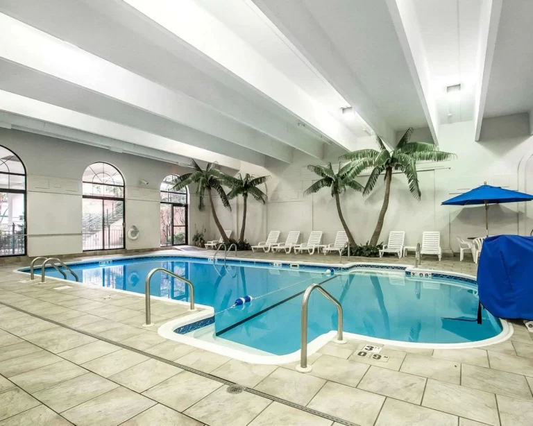 Clarion Inn Branson with indoor pool in branson