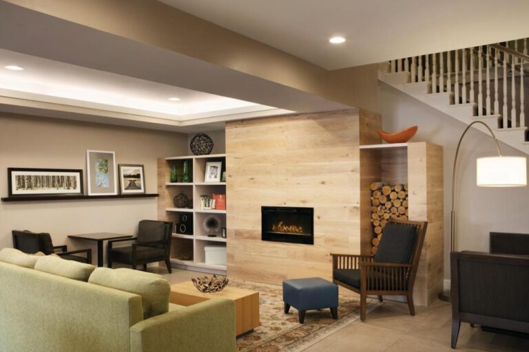 Country Inn & Suites by Radisson Atlanta Airport North GA with indoor pool in atlanta 2