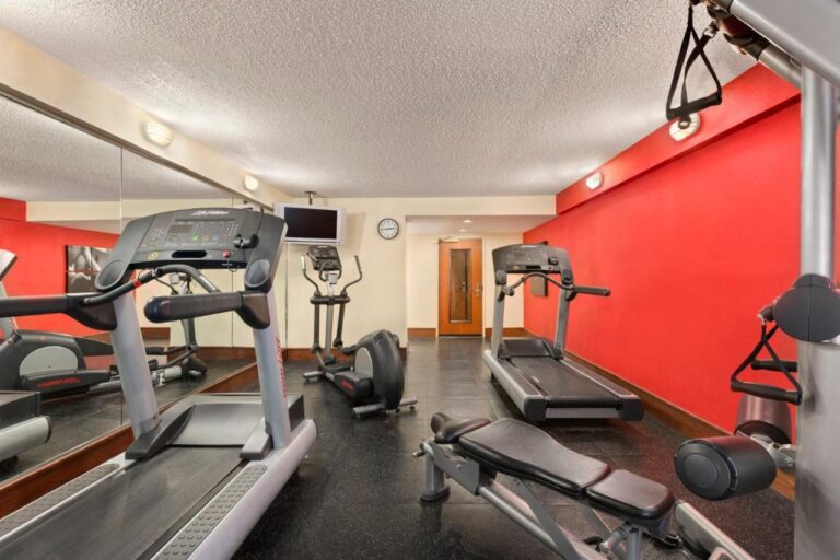 Country Inn & Suites by Radisson Atlanta Galleria Ballpark GA with indoor pool in atlanta 5