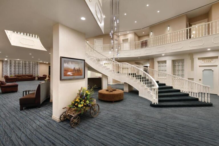 Delta Hotels by Marriott - Lobby