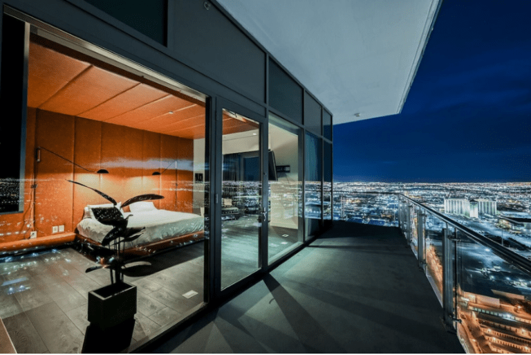 Elite Penthouse - Room with City View