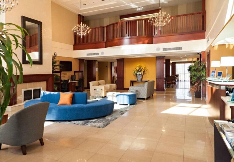 Fairfield Inn & Suites Somerset - Lobby