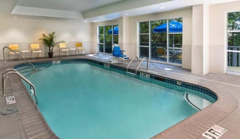 Fairfield Inn & Suites by Marriott Atlanta Perimeter Center with indoor pool in atlanta