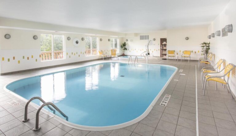 Fairfield Inn & Suites by Marriott Branson with indoor pool in branson