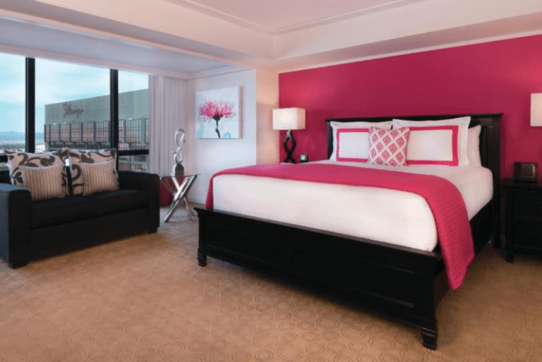 Flamingo Las Vegas Hotel - Forever Fab Suite
