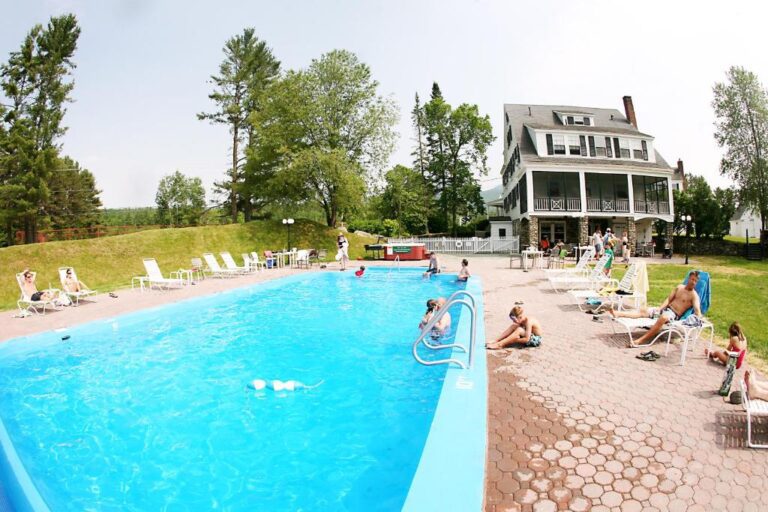 Franconia Inn - Outdoor Pool