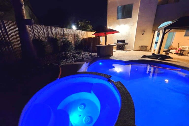 Holiday Home with Hot Tub 4