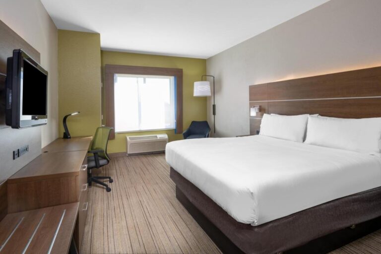 Holiday Inn Express & Suites Dallas Fair Park an IHG Hotel with indoor pool in dallas 2