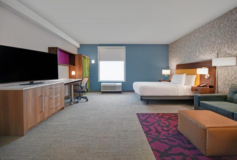 Home2 Suites by Hilton Atlanta Airport North with indoor pool in atlanta 2
